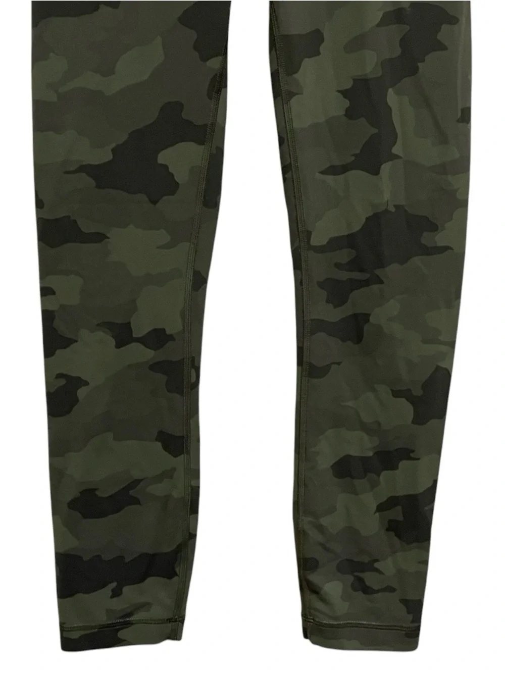 Lululemon wunder train crop legging 23” heritage camo green